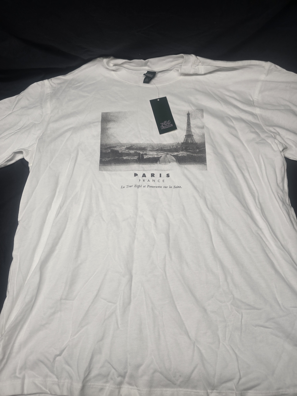 Wild Fable Paris France Graphic T-Shirt Women's Medium White Eiffel Tower